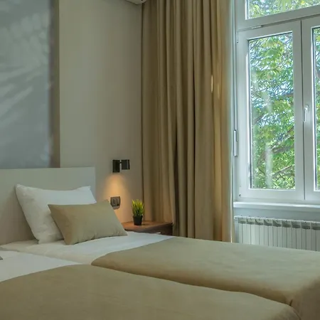 Aurum Health & Climatotherapy Center Szálloda 4*