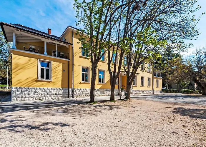 Aurum Health & Climatotherapy Center Hotel