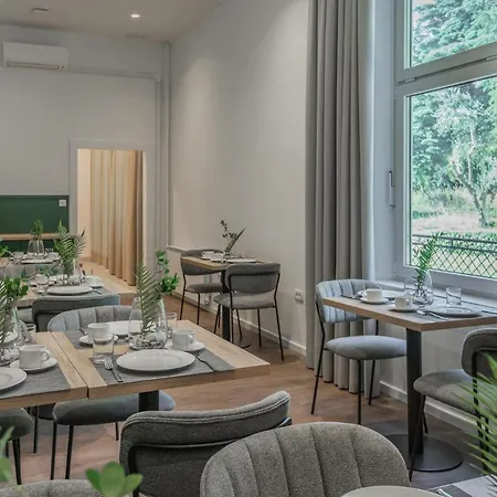 Aurum Health & Climatotherapy Center 4* روفينج