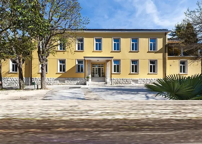 Aurum Health & Climatotherapy Center Hotel 4*